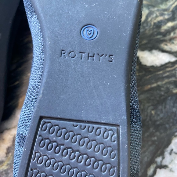 ROTHYS BLACK CAMO WITH BLUE EDGES. Great condition. Slight glue showing 8.5 - Picture 6 of 15